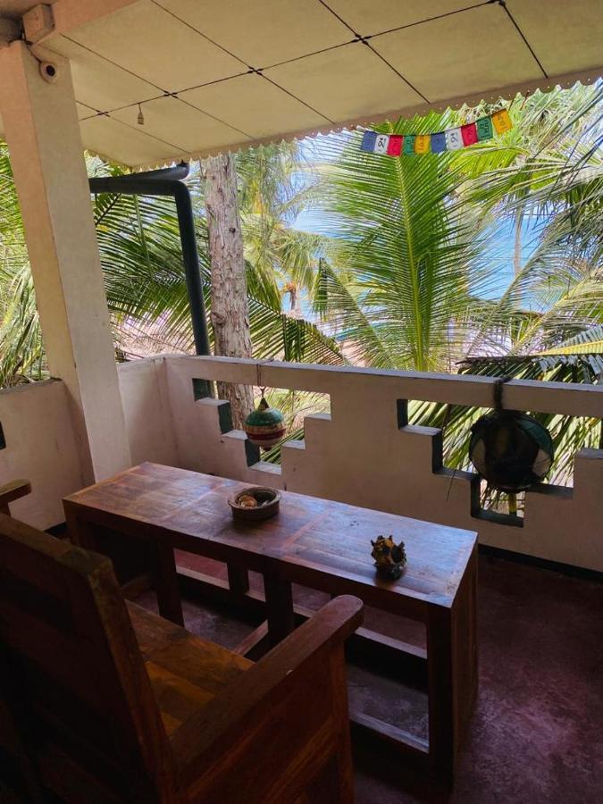 Chandi Gaya Beach Guesthouse Tangalle Dış mekan fotoğraf
