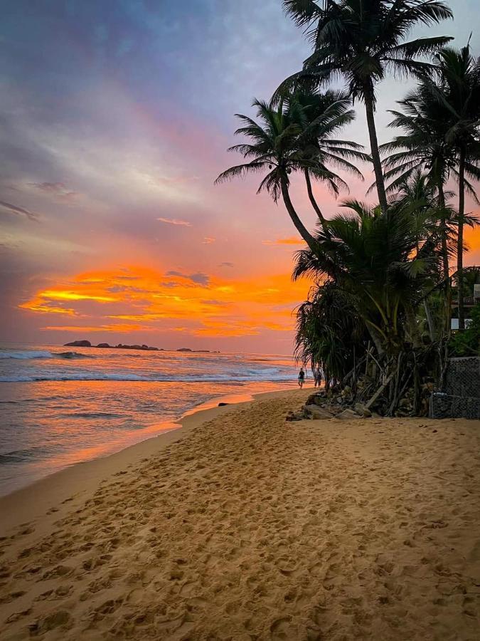 Chandi Gaya Beach Guesthouse Tangalle Dış mekan fotoğraf