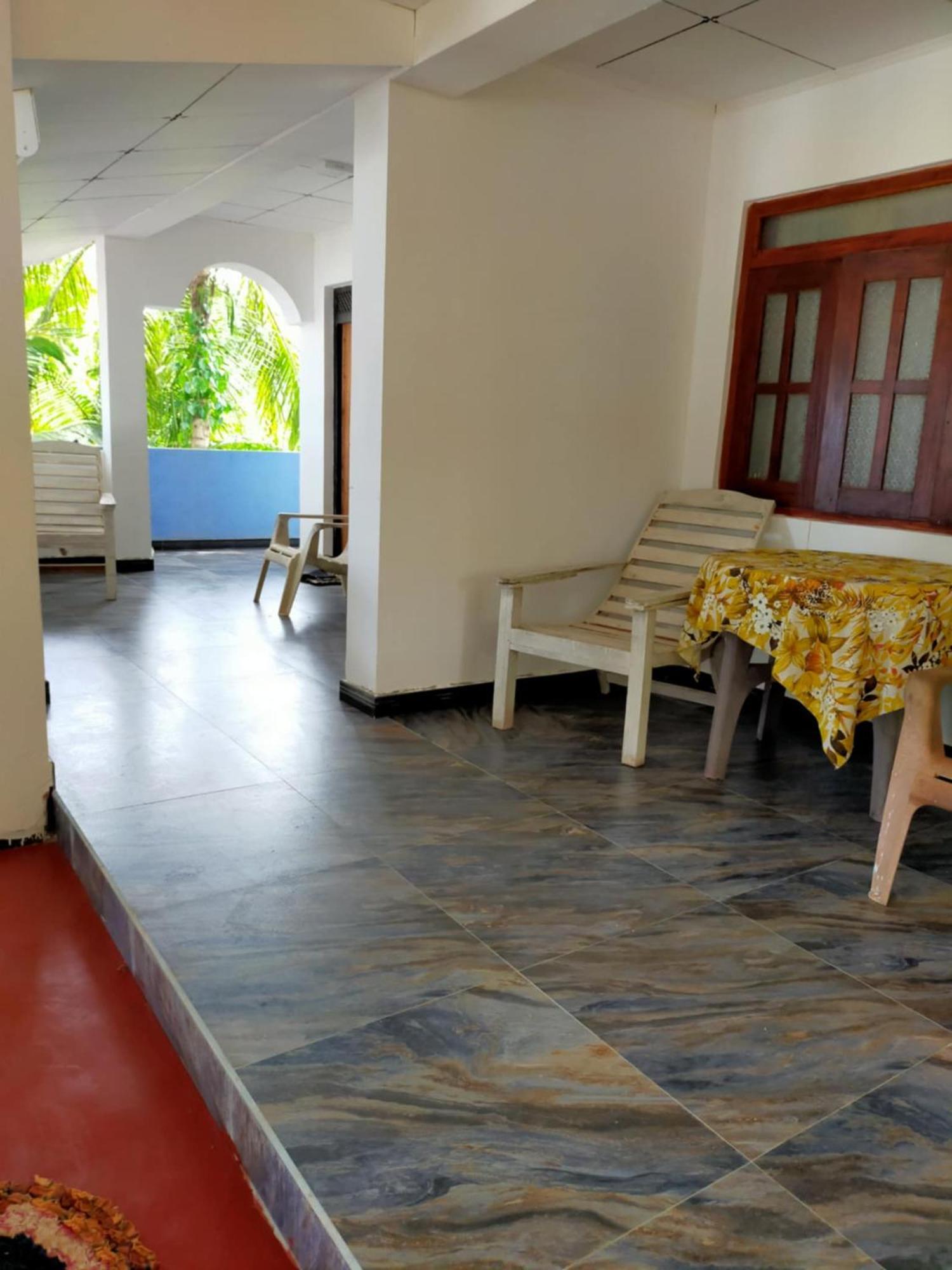 Chandi Gaya Beach Guesthouse Tangalle Dış mekan fotoğraf
