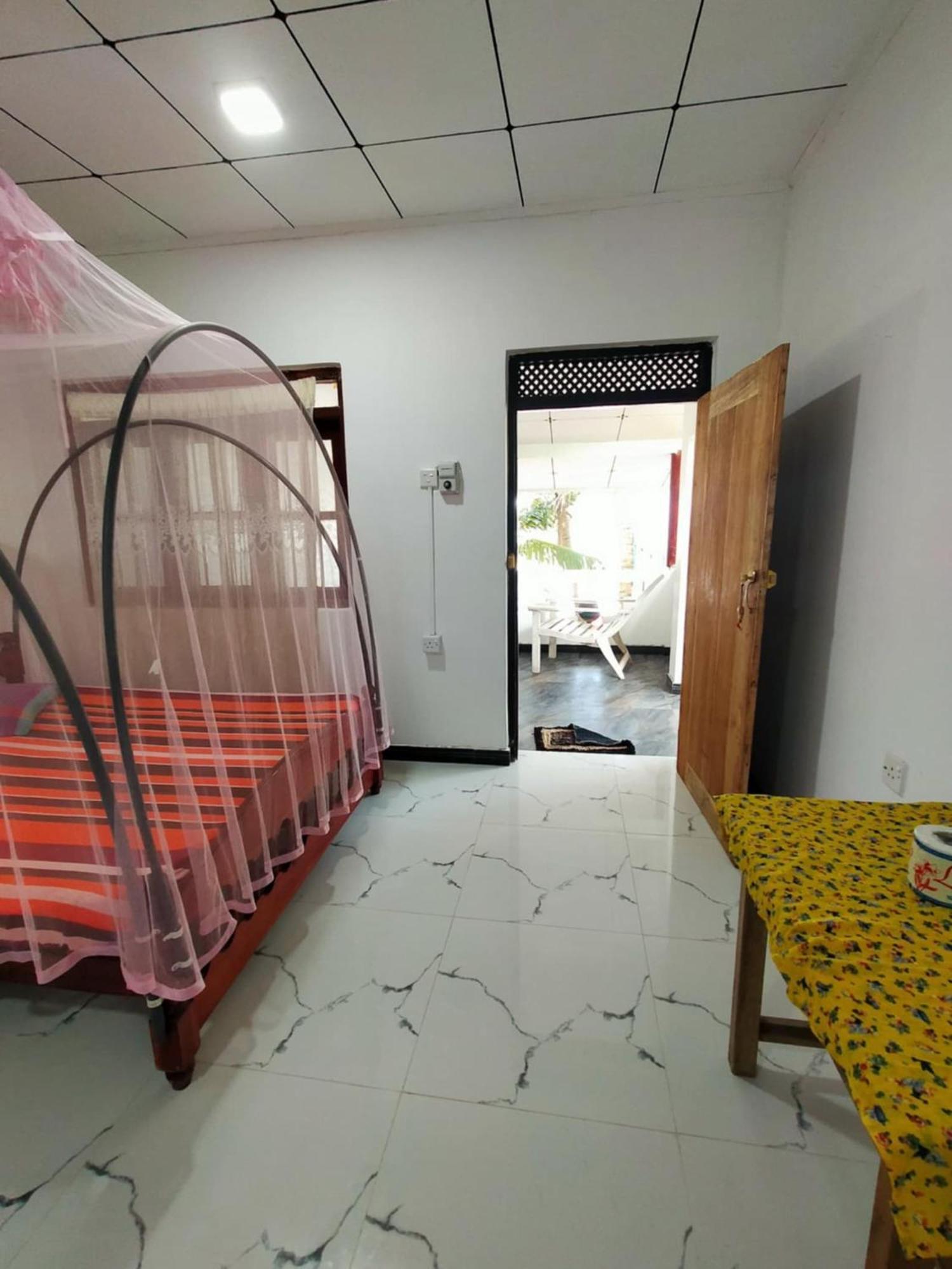 Chandi Gaya Beach Guesthouse Tangalle Dış mekan fotoğraf