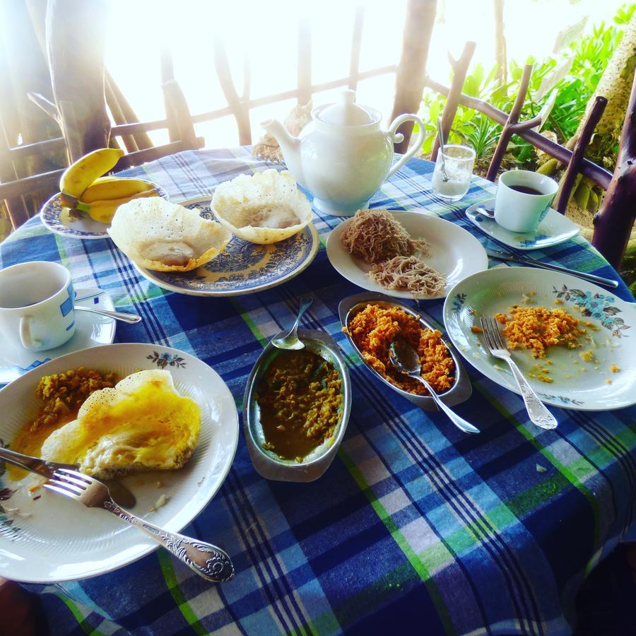 Chandi Gaya Beach Guesthouse Tangalle Dış mekan fotoğraf